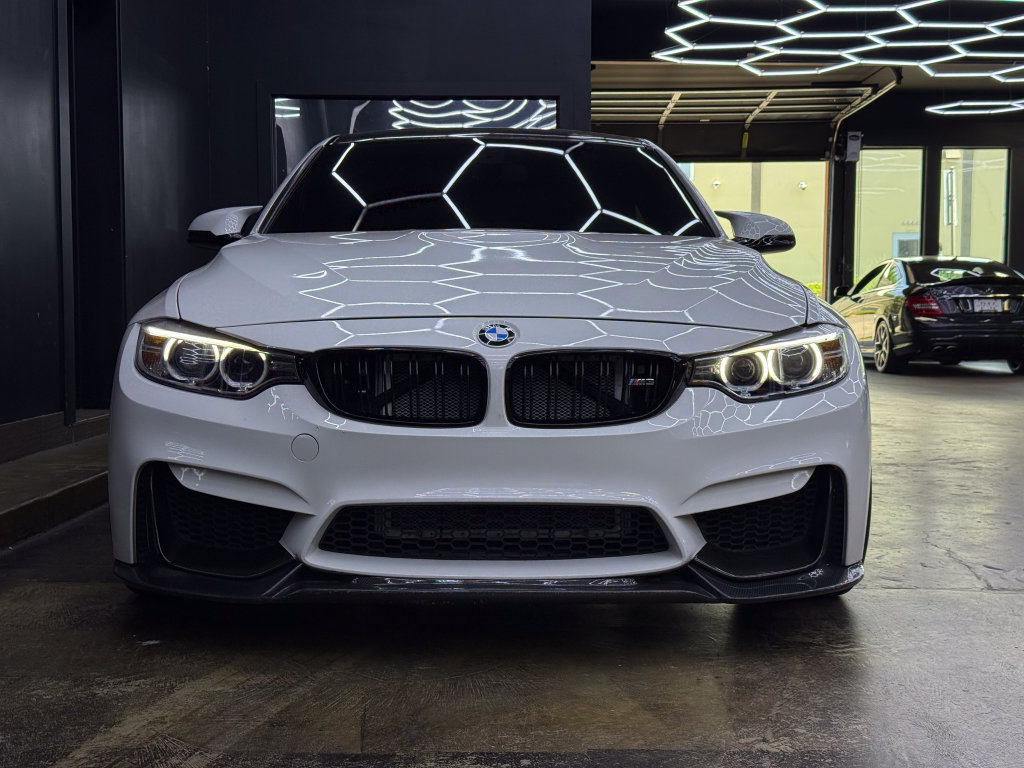 Used 2016 BMW M3 RWD image 2