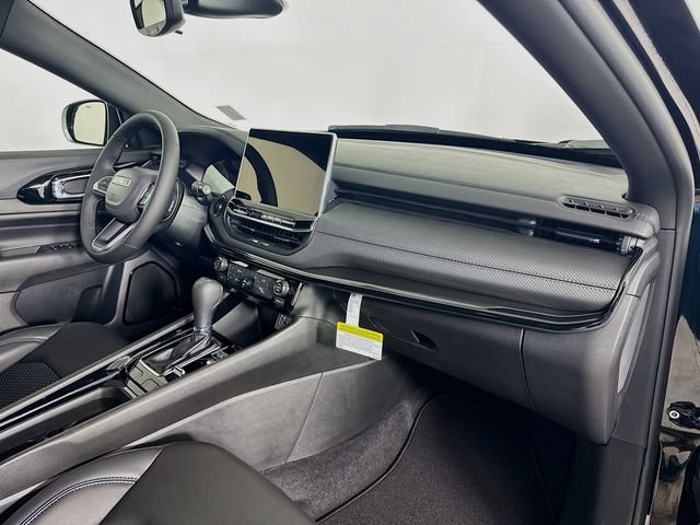 New 2026 Jeep Compass Latitude AWD/4WD image 26