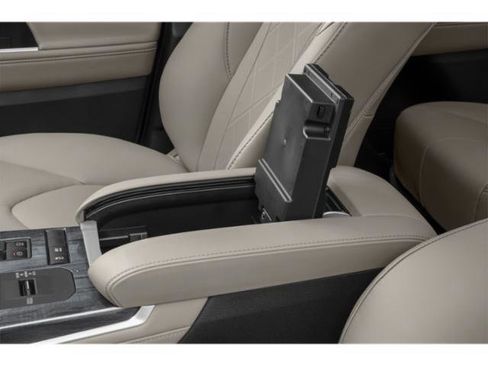 Certified 2021 Toyota Highlander Platinum image 14