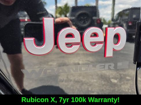 Certified 2025 Jeep Wrangler Unlimited Rubicon AWD/4WD image 11