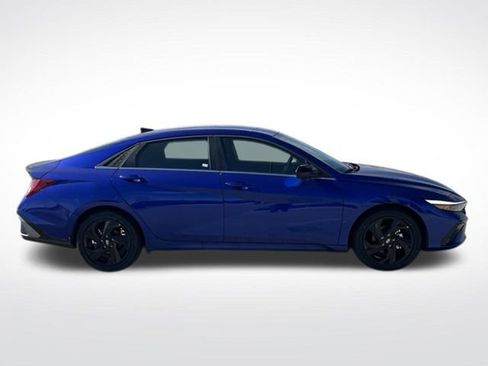 New 2026 Hyundai Elantra SEL Sport Premium FWD image 7
