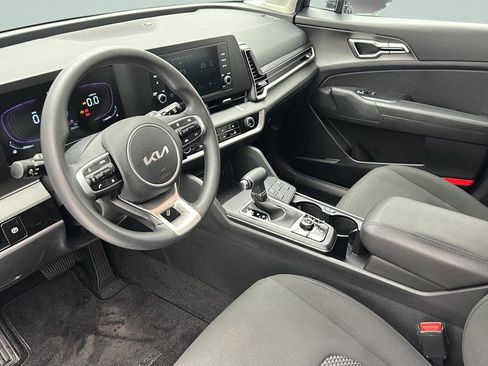 Used 2023 Kia Sportage LX AWD/4WD image 12