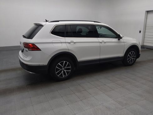 Used 2020 Volkswagen Tiguan SEL AWD/4WD image 10