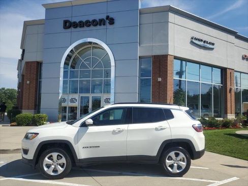 Certified 2018 Jeep Compass Latitude w/ Popular Equipment Group image 38