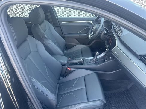 Certified 2025 Audi Q3 2.0T Premium w/ Convenience Package AWD/4WD image 37
