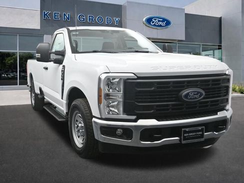 New 2026 Ford F350 XL w/ XL Chrome Package image 1