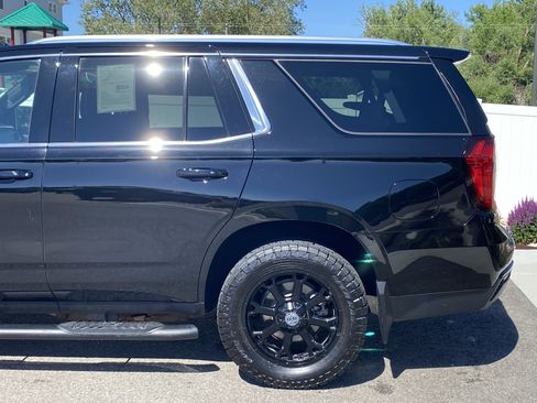 Used 2021 GMC Yukon SLE AWD/4WD image 4