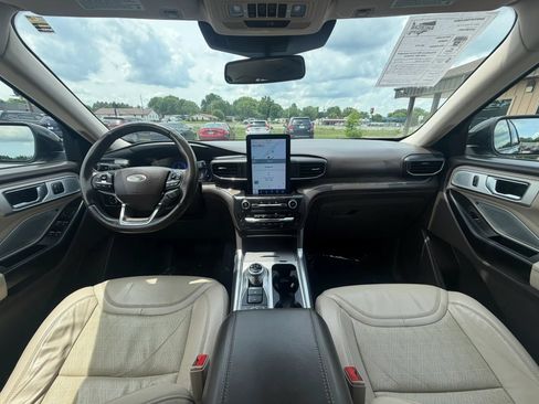 Used 2020 Ford Explorer Platinum w/ Premium Technology Package AWD/4WD image 71