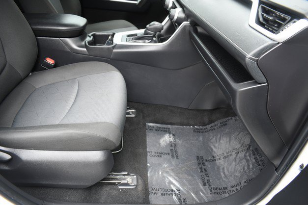 Certified 2025 Toyota RAV4 XLE AWD/4WD image 25