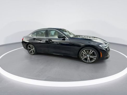 Used 2022 BMW 330i Sedan w/ Driving Assistance Package RWD image 9
