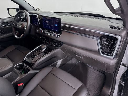 Certified 2025 GMC Canyon Elevation w/ Convenience Package image 29