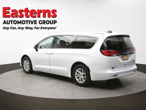 Used 2023 Chrysler Voyager LX FWD image 63