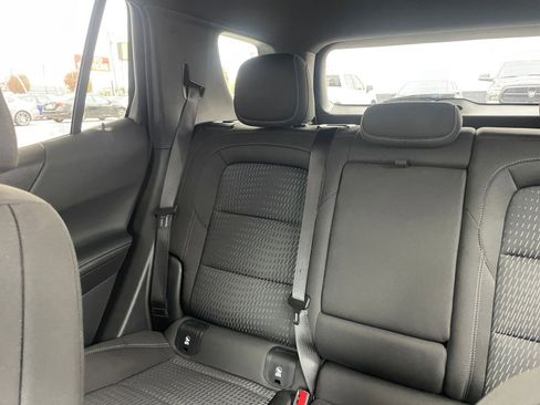 Used 2025 Chevrolet Equinox LT image 38