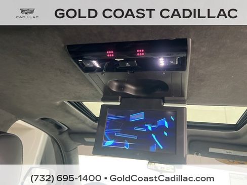 Used 2020 Cadillac Escalade ESV Platinum image 12