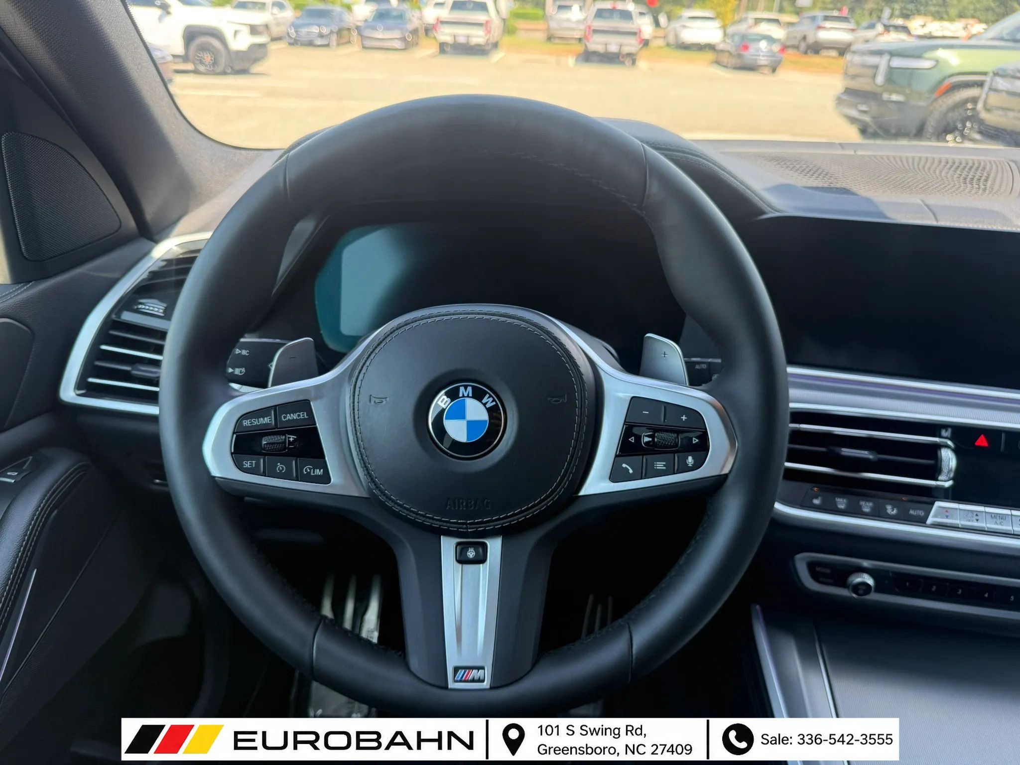 Used 2022 BMW X5 xDrive40i w/ M Sport Package AWD/4WD image 32