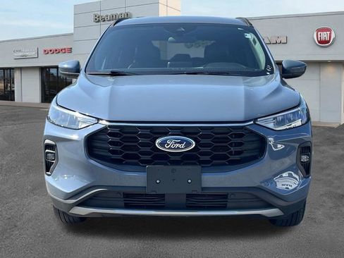 Used 2025 Ford Escape ST-Line Select AWD/4WD image 2