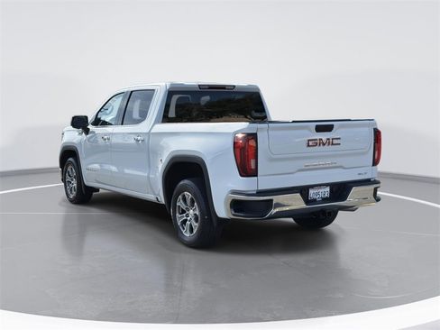 Used 2024 GMC Sierra 1500 SLT image 5