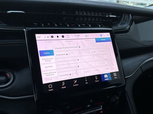 Used 2024 Jeep Grand Cherokee Limited 4xe image 21