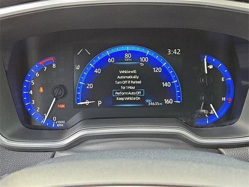 Certified 2022 Toyota Corolla Cross XLE image 20