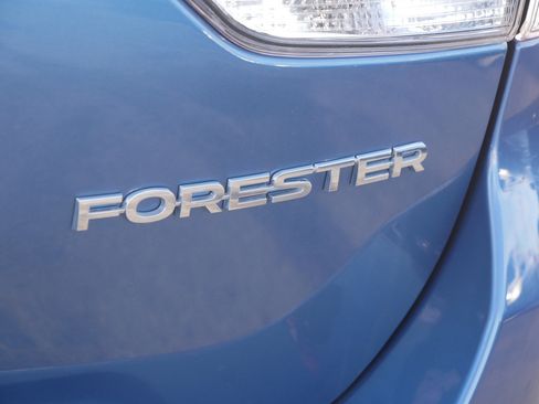 Used 2024 Subaru Forester Limited image 7