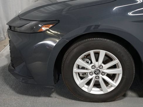 Certified 2025 Toyota Camry LE FWD image 5