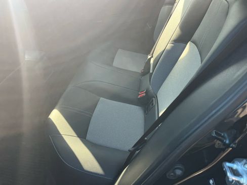 Used 2019 Toyota Corolla XSE image 9