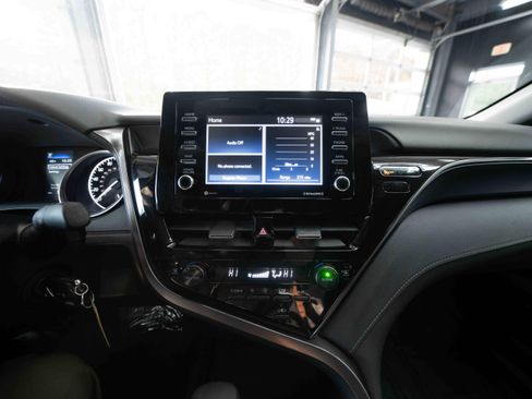 Used 2024 Toyota Camry LE image 17