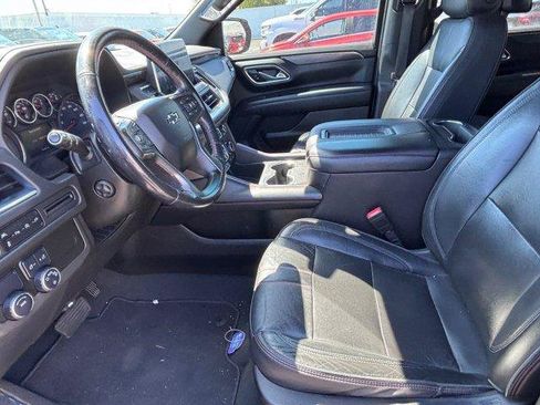Used 2021 Chevrolet Tahoe RST w/ Luxury Package RWD image 8