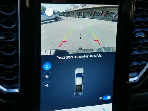 New 2025 Ford Ranger XLT w/ FX4 Off-Road Package image 13