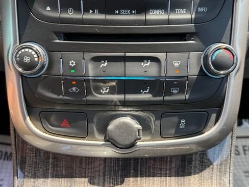 Certified 2016 Chevrolet Malibu LT FWD image 26