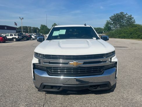 Used 2020 Chevrolet Silverado 1500 LT w/ Texas Edition image 11