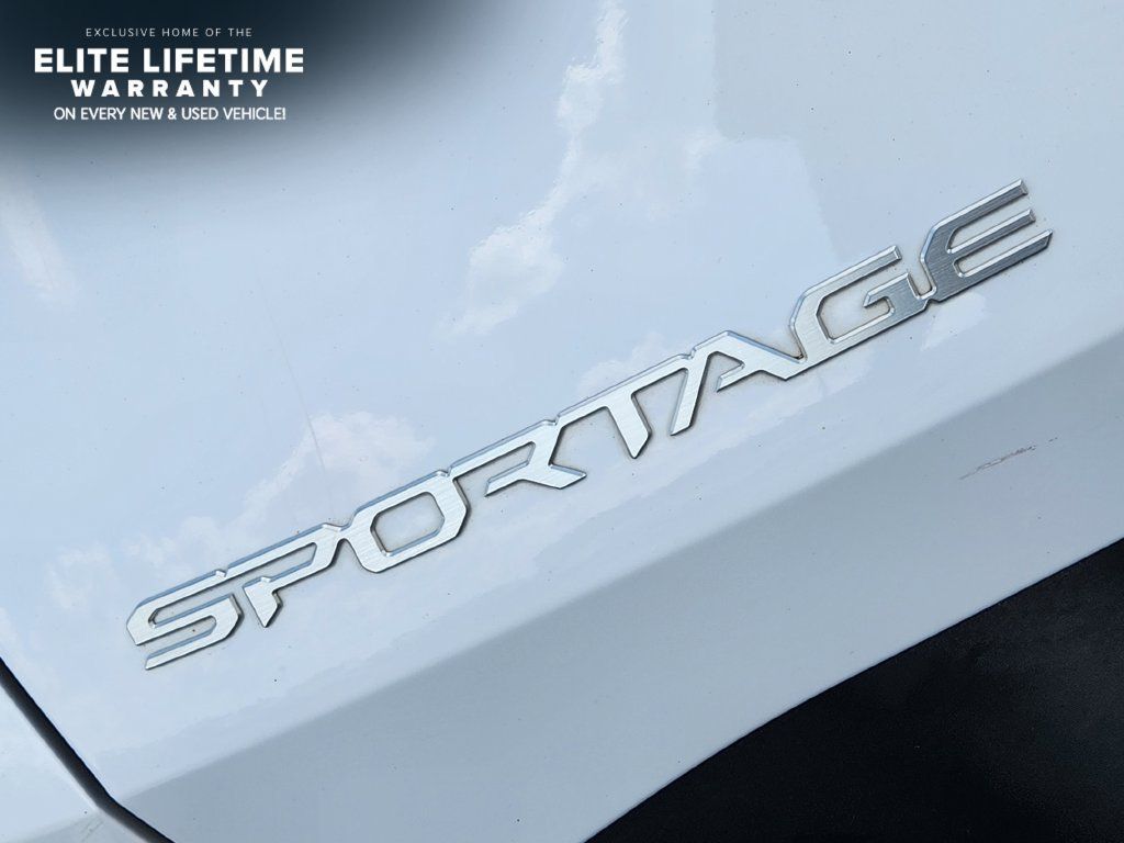 Used 2023 Kia Sportage EX FWD image 7