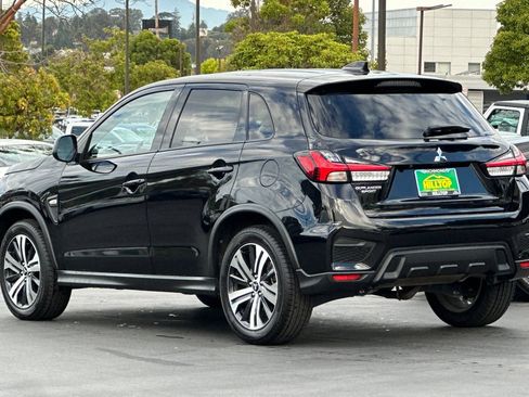 Used 2025 Mitsubishi Outlander Sport ES AWD/4WD image 7