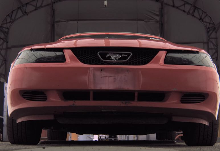 Used 2001 Ford Mustang Premium RWD image 2