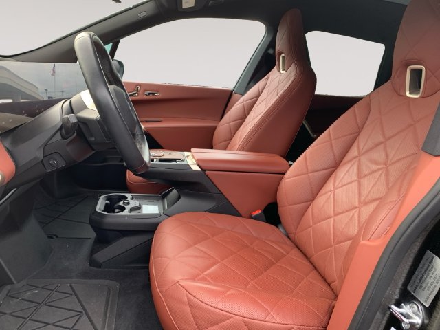 Used 2024 BMW iX M60 AWD/4WD image 9