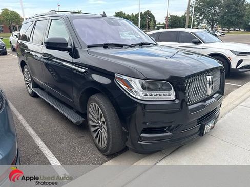Used 2019 Lincoln Navigator Reserve AWD/4WD image 1