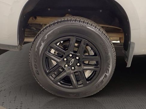 Used 2025 Chevrolet Silverado 1500 LT Trail Boss w/ LPO, Dark Essentials Package AWD/4WD image 39