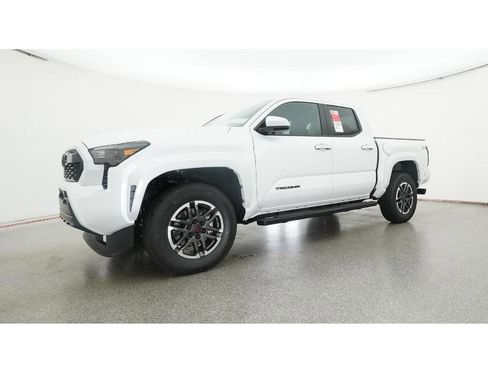 New 2025 Toyota Tacoma TRD Sport image 17