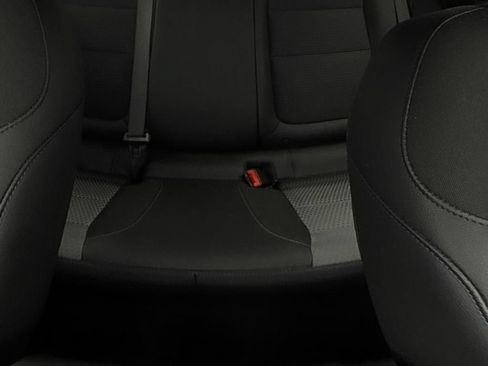 Used 2024 Chevrolet Trax LT w/ Driver Confidence Package FWD image 13