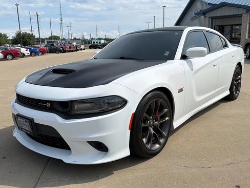 Used 2021 Dodge Charger Scat Pack w/ Plus Group RWD image 3