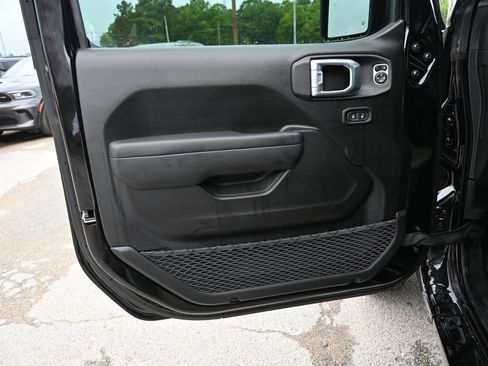 New 2026 Jeep Gladiator Sport AWD/4WD image 7