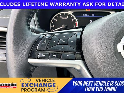 Used 2020 Nissan Altima 2.5 SV image 15