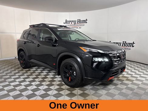 Used 2025 Nissan Rogue SV w/ Rock Creek Premium Package AWD/4WD image 4