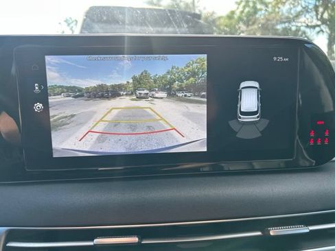 Used 2024 Hyundai Palisade SEL FWD image 14