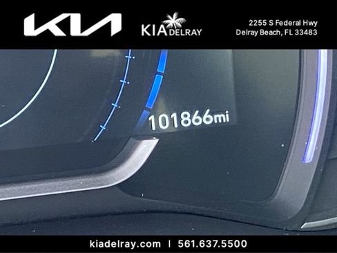 Used 2019 Hyundai Santa Fe FWD image 30