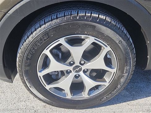 Used 2022 Kia Telluride EX image 7