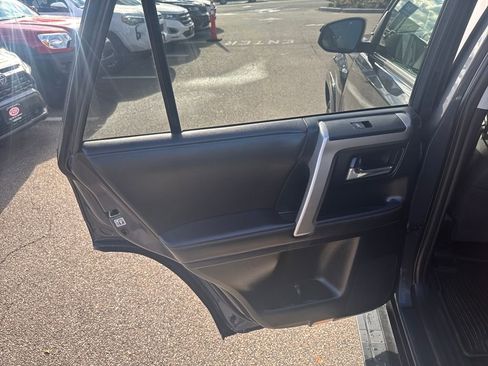 Used 2024 Toyota 4Runner SR5 image 38