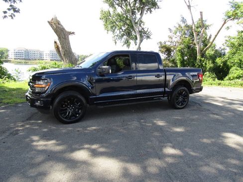 Used 2025 Ford F150 XLT w/ Equipment Group 303A High AWD/4WD image 3