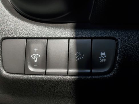 Used 2022 Hyundai Kona SEL FWD image 30