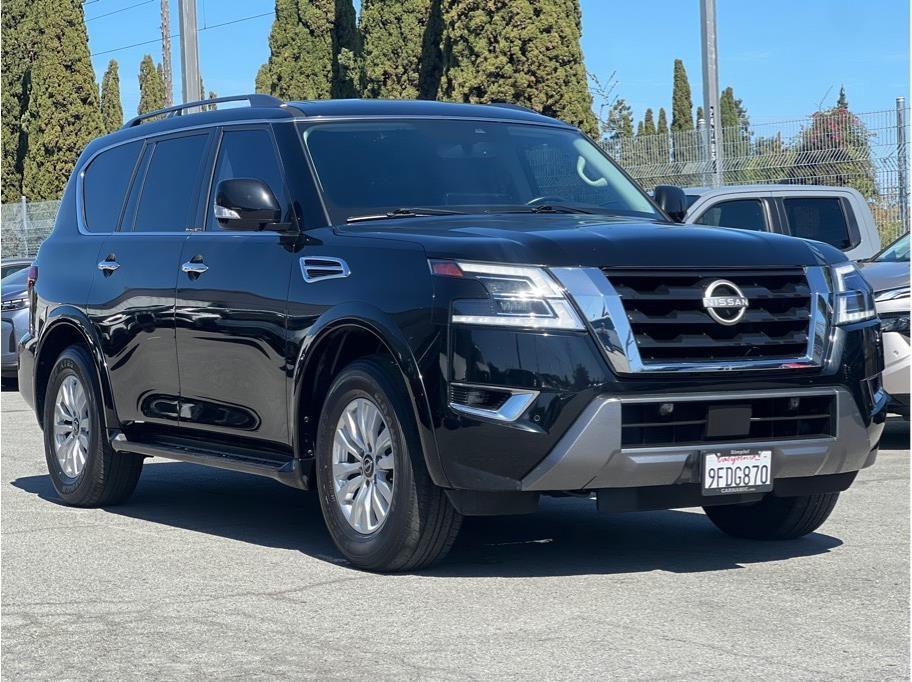 Used 2023 Nissan Armada SV w/ Cargo Package AWD/4WD image 3